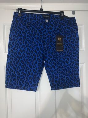 Victorious Stretch Fabric Cheetah Print Shorts Blue (Size 36 )